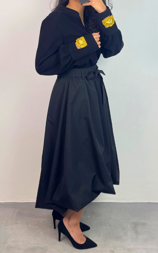 Woman Skirt 4 - Image 2