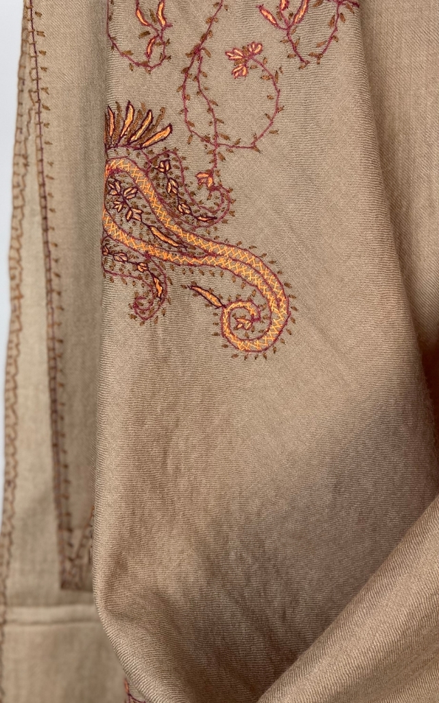 Scarf & Shawl 18 - Image 2